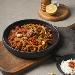 에이치엠푸드,혁신몰 이벤트상품 [선물세트2호]  우리농 양념닭갈비1kg1+돼지갈비1kg+양념오리(주물럭)1kg1+안동찜닭1kg:증정소스2팩+우동사리1팩+꼬마떡1,*무료배송+선물용가방포장